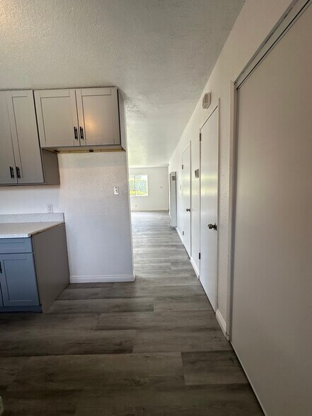 Kitchen - 1503 W 85th St