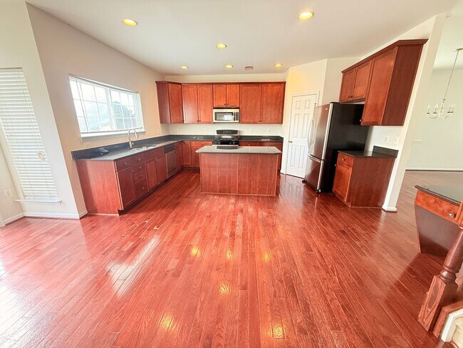 Building Photo - 3 Brushy Creek Cir