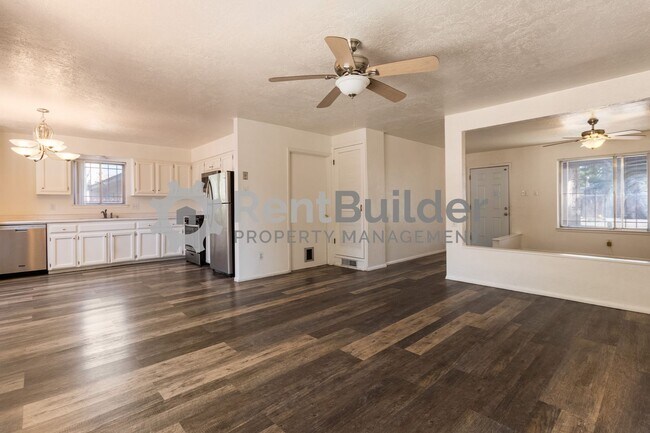 Building Photo - CALL US TODAY AT (505) 808-6467 TO SCHEDULE A CONVENIENT SHOWING