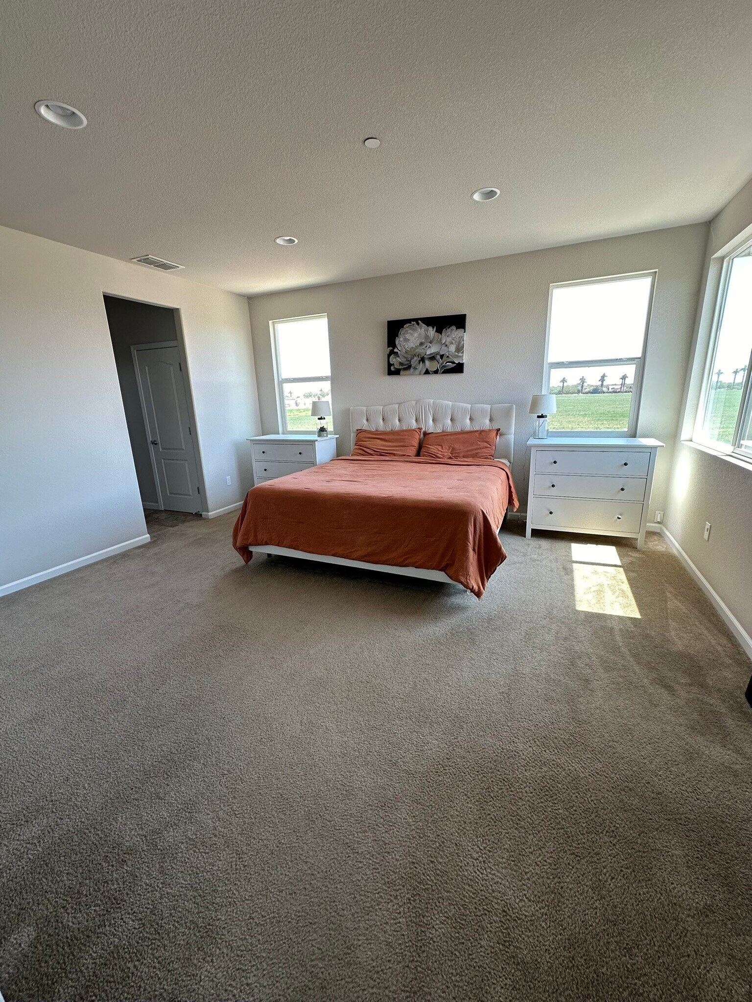 Master - 814 Bogdanich Pky