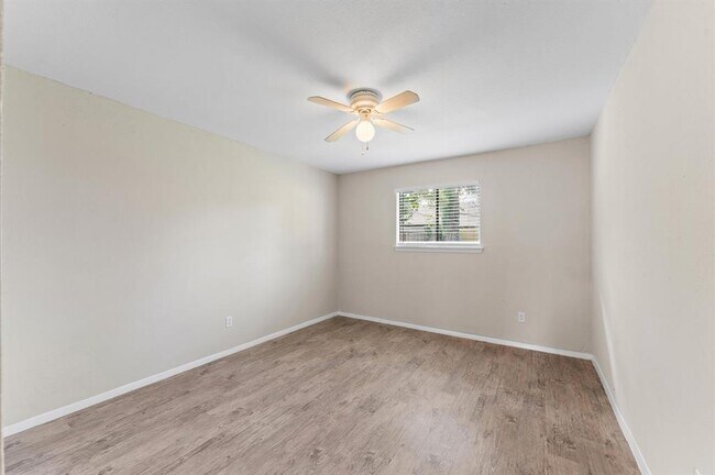 Building Photo - 5507 Lynngate Dr