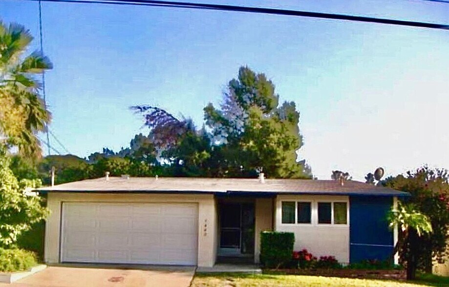 Building Photo - 5443 Baja Dr