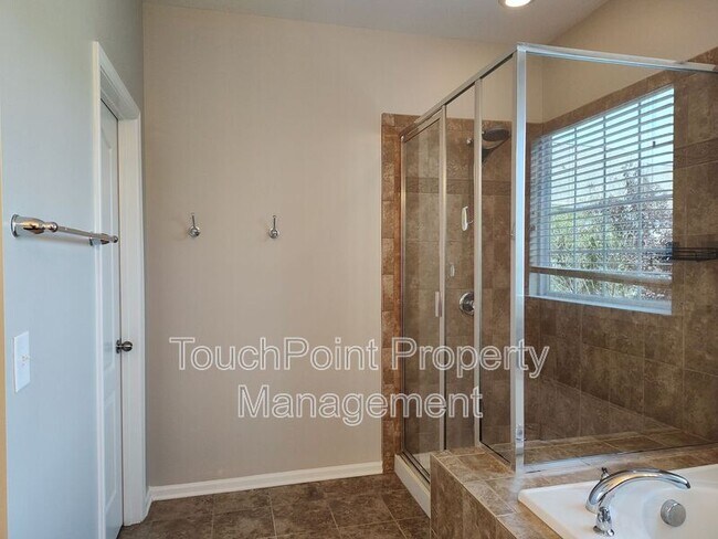 Building Photo - 8611 Burnside Ln