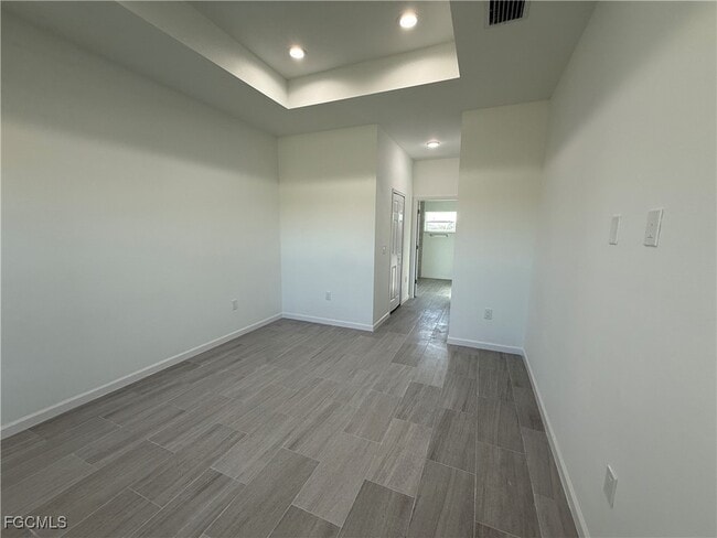 Building Photo - 2704 70th St W