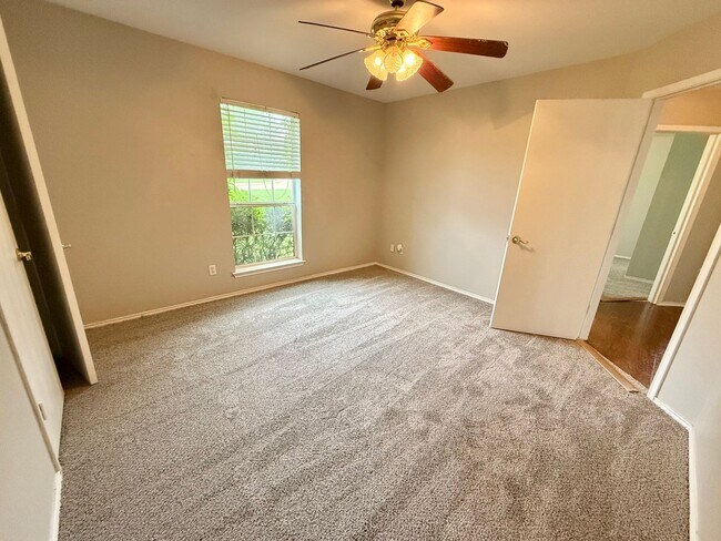 Building Photo - Charming 4-bed/2-bath in Bullard’s Legacy Estates!