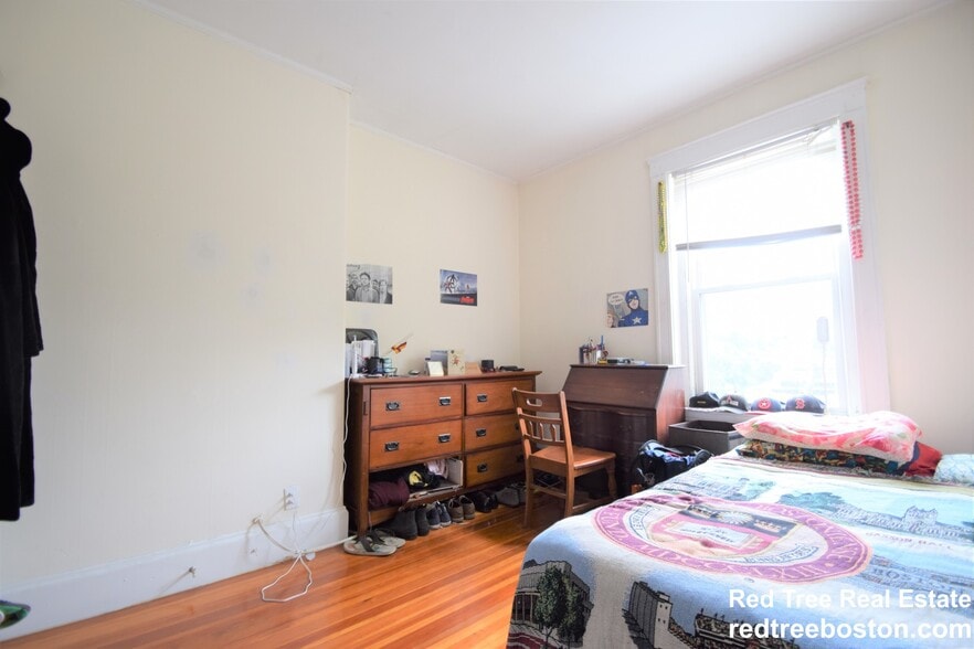 Building Photo - 1725 Commonwealth Ave