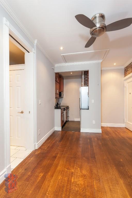 Building Photo - 230 E 32nd St