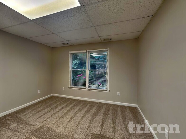 Building Photo - 4452 Lockett Trce
