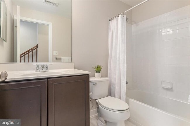 Building Photo - 42211 Yancey Terrace