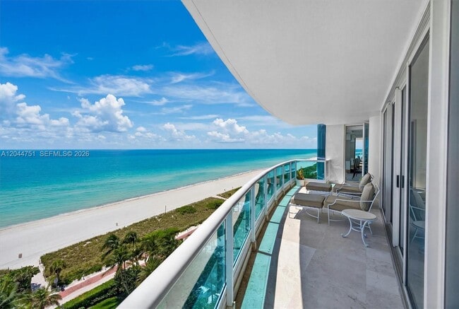 Building Photo - 5025 Collins Ave