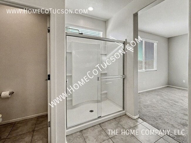 Building Photo - 7140 S Via Gaucho Viejo