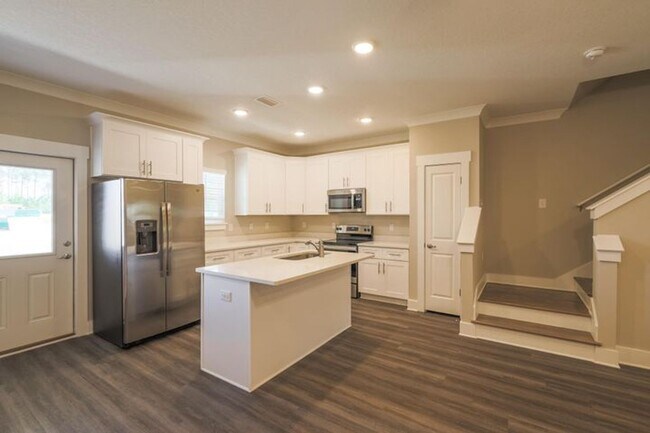 Building Photo - 298 Date Palm Ln