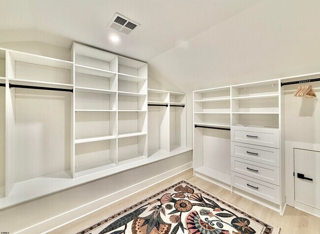 Building Photo - 100 S Frontenac Ave