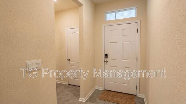 Building Photo - 124 Pasadena Dr