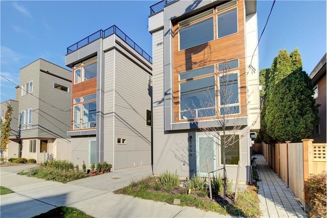 Building Photo - 2008 NW 59th St