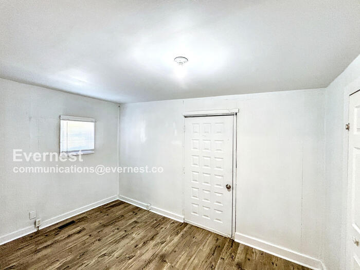 Building Photo - 4509 Highland Ave
