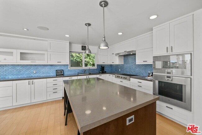 Building Photo - 2601 Cordelia Rd