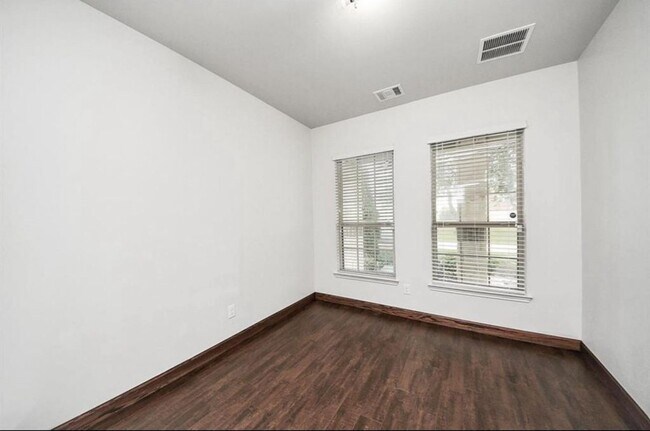 Building Photo - 17031 Iver Ironwood Trl
