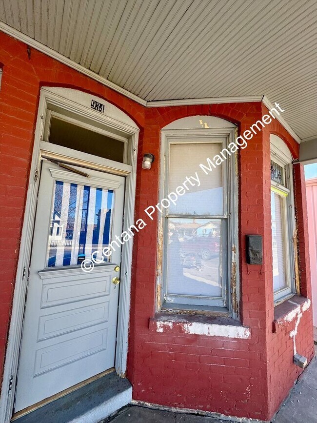 Building Photo - 932-934 Utah