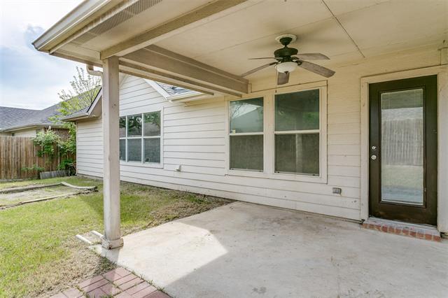 Building Photo - 815 Creekside Dr