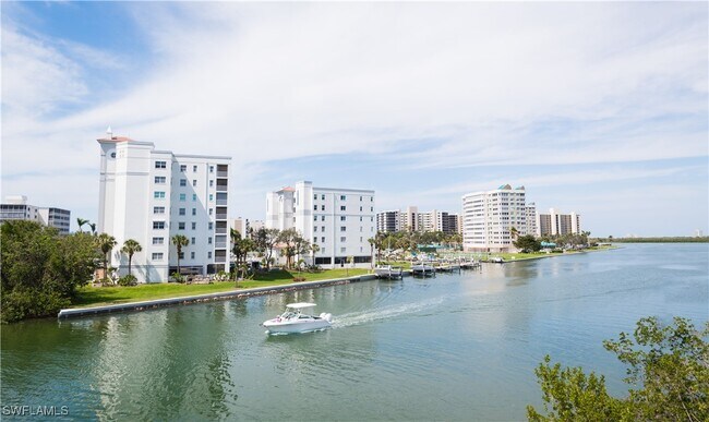 Building Photo - 757 95th Ave N