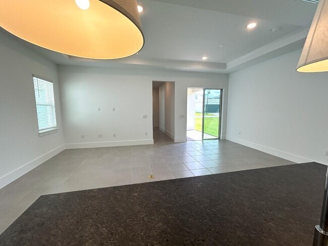 Building Photo - 12615 Clear Sapphire Dr