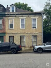 Building Photo - 309