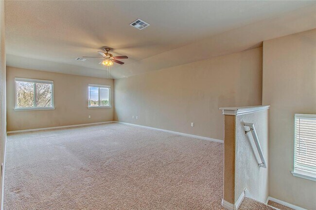 Building Photo - 225 Deep Creek Dr