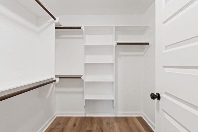 Building Photo - 853 Cypress Ln