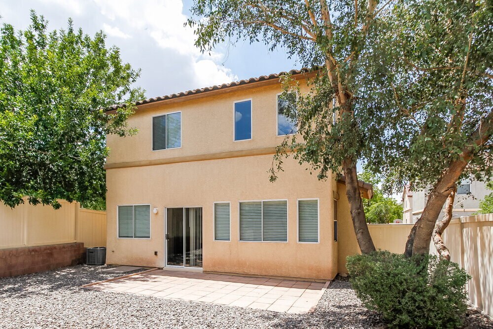 Building Photo - 977 Alfonso Ave