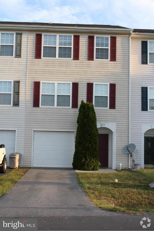 Building Photo - 868 Aztec Dr
