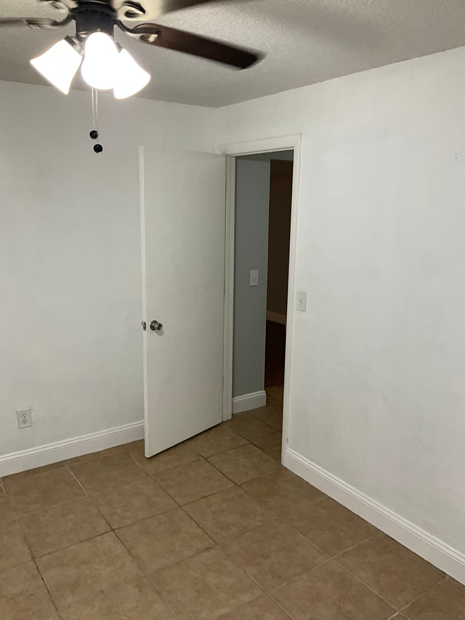 Building Photo - 514 Joan St