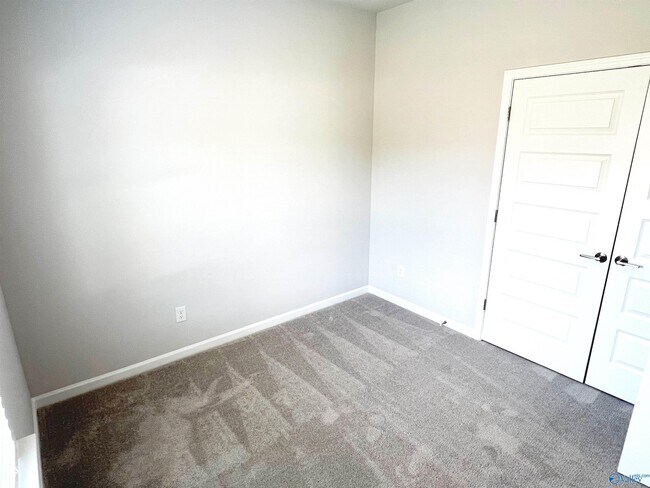 Building Photo - 11073 Wayland Rdg Dr