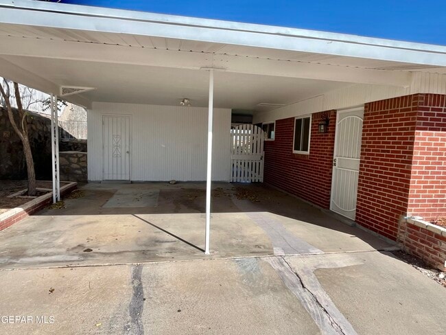 Building Photo - 3315 Capella Ave