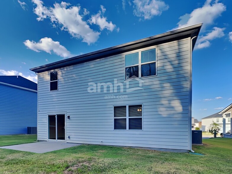 Building Photo - 436 Charity Ln