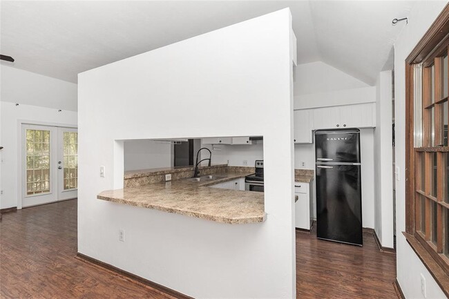 Building Photo - 8305 SW 46 Ln