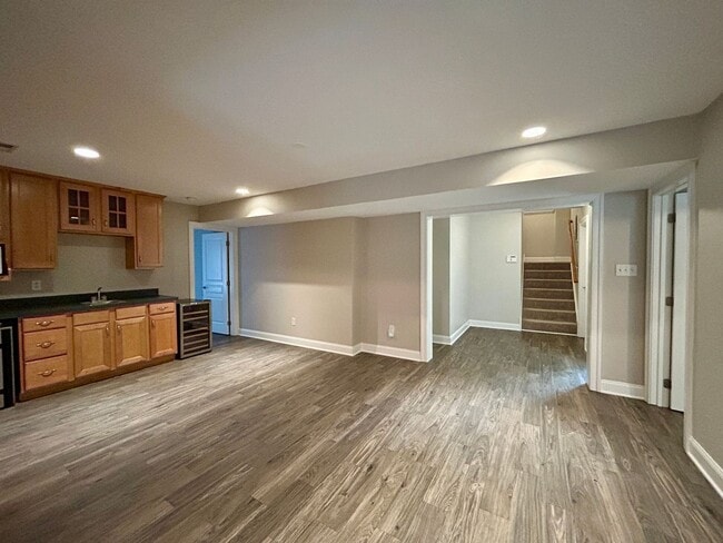 Building Photo - Live the Good Life in Summer Lake – Stunning 6-Bedroom Home in Moseley, VA!