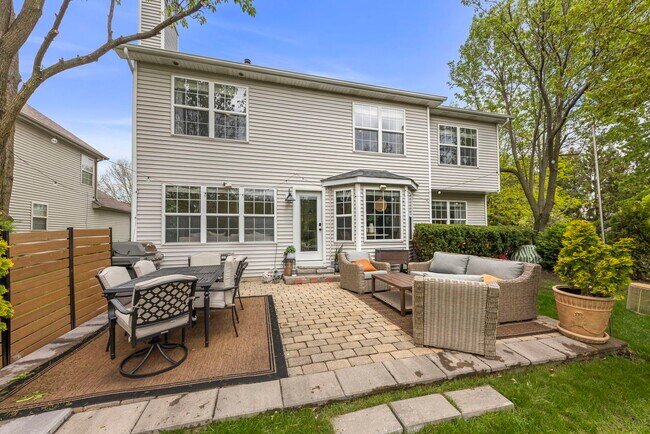 Building Photo - 3404 Interlochen Ln