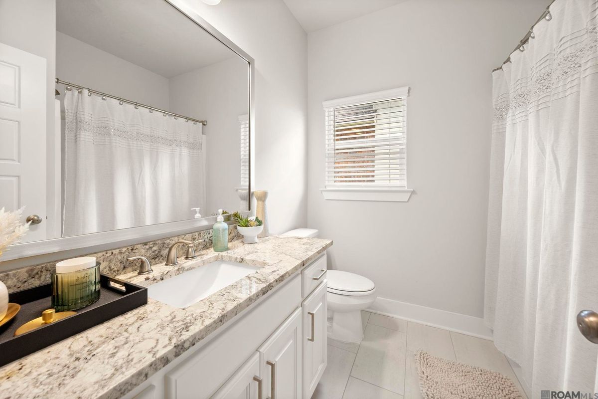 Building Photo - 3143 Canewood Ln