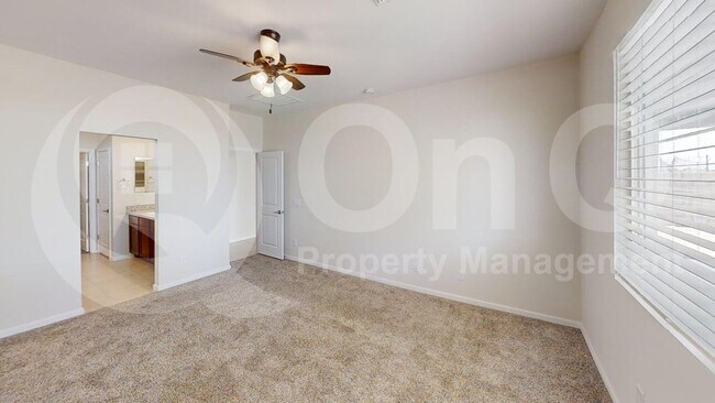 Building Photo - 2050 E Piedmont Pl