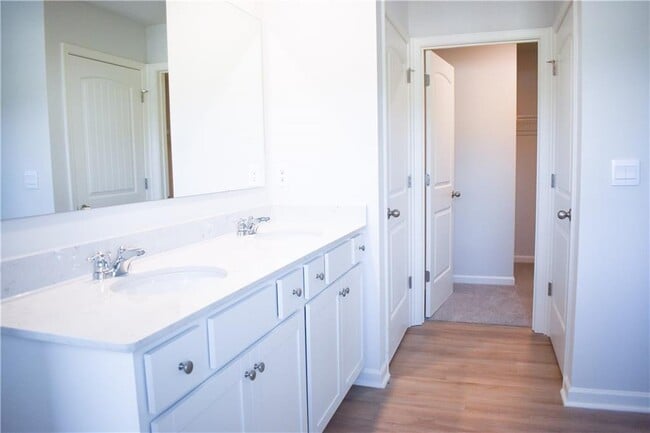 Building Photo - 6686 Corryton St