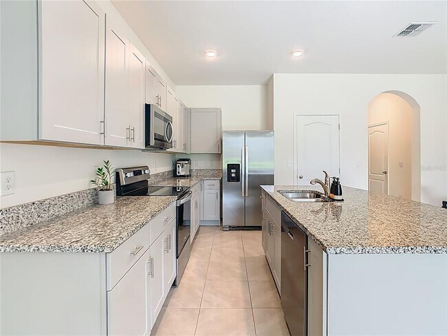 Building Photo - 1307 Mako Wy