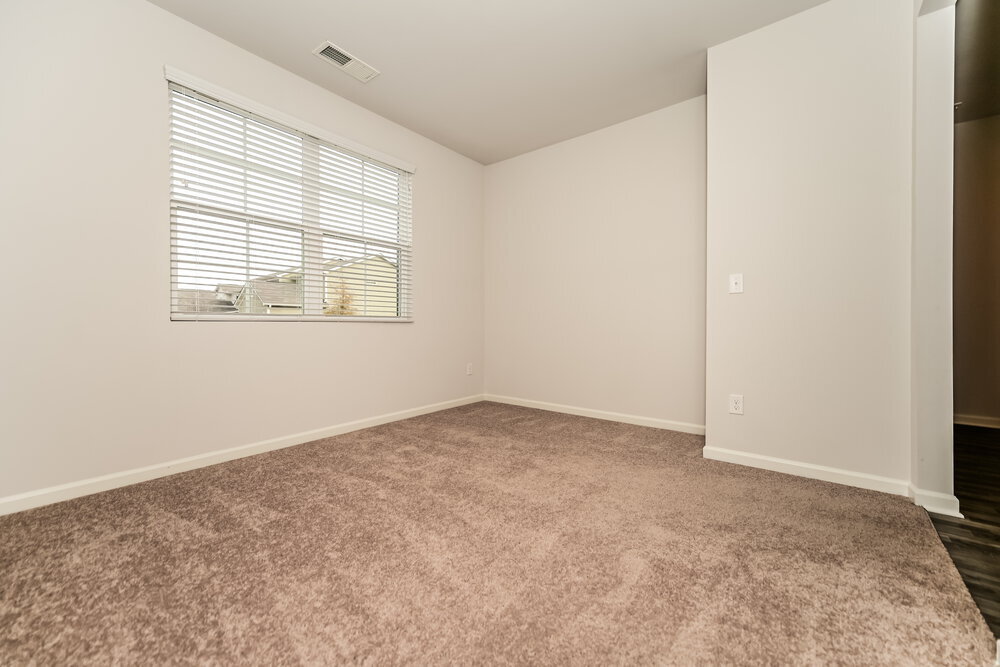 Building Photo - 195 Hamilton Pointe Dr