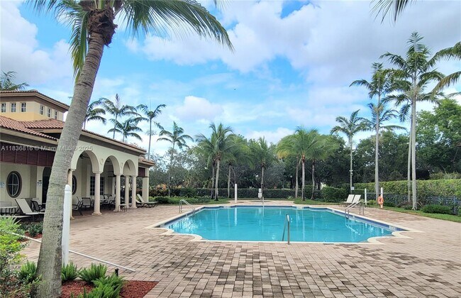 Building Photo - 6033 NW 118th Dr
