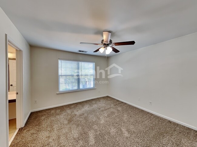 Building Photo - 222 Hiawassee Dr