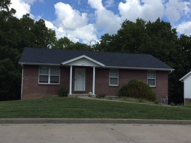 Primary Photo - Ranch House