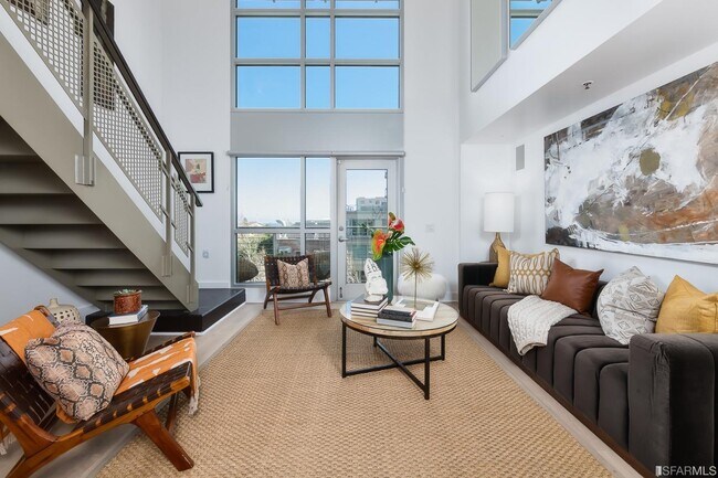 Building Photo - 200 Brannan St