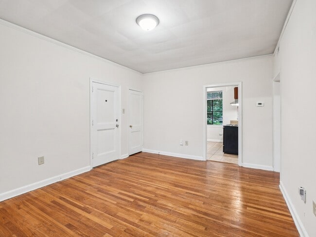 Floorplan - Cameron Court Apartments