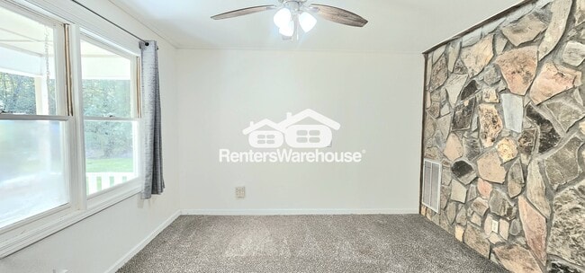 Building Photo - 10500 Rivertown Rd