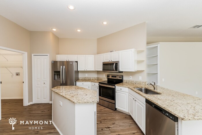 Building Photo - 8740 Ashworth Dr